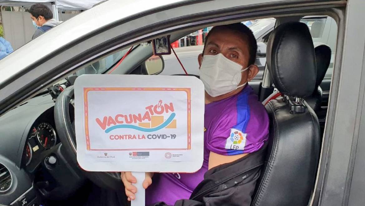 Se aplicaron en total más de 11 millones de dosis de la vacuna contra la COVID-19 en Perú
